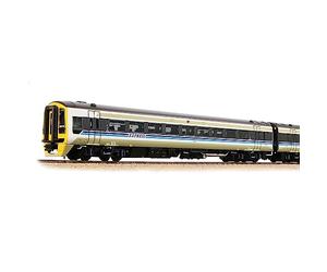 Bachmann 31-496 Class 158 761 BR Provincial Express