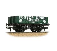 Bachmann 37-063A, 5 Plank Wagon with Wooden Floor, Foster Bros. Green, OO Gauge