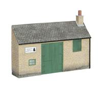 Bachmann 44-0200 Scenecraft Low Relief Honey Stone Smithy (Pre-Built)