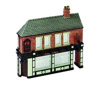 Bachmann 44-206 Scenecraft Low Relief Corner Pub (Pre-Built)