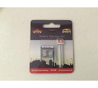 Bachmann 44-548 Scenecraft Station Signage Set (Pre-Built)