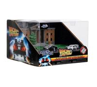 Jada Toys Back to the Future Nano-Scene Clock Tower (26.5 x 23 cm) - Detailed Diorama of the Hill Valley Courthouse including 2 Metal Model Cars, Back to The Future Fan Item from 8 Years
