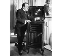 Bain Opera Singer Enrico Caruso Phonograph Photo Premium Wall Art Canvas Print 18X24 Inch