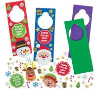 Baker Ross FN658 ‘Santa Please Stop Here’ Door Hanger Kits - Pack of 4, Christmas Craft Sets