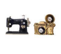 Balacoo 2pcs Creative Brooch with Retro Camera and Gold Record Player Pins Lapel Pins for Women S Clothing Bags Hats Vintage Style Accessories for Parties and Everyday Wear