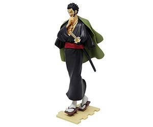 Banpresto One Piece Dracule Mihawk Figurine, Multi-Coloured, 81804