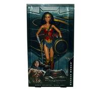 Barbie Batman vs Superman Wonder Woman Figure