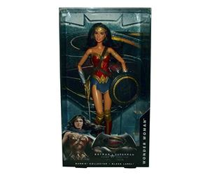 Barbie Batman vs Superman Wonder Woman Figure