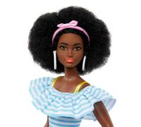 Barbie Doll with Roller Skates, Trendy Clothes with Storytelling Accessories ...