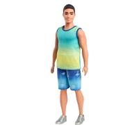Barbie Fashionistas Ken pop #236 met zwart haar, hij draagt een tanktop in blauw