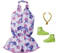 Barbie Fashions Complete Looks 1 of Doll Clothes Inspired by Popular Brand Roxy, Complete Look with Outfit & Accessories for Barbie Dolls, Gift for Kids 3 to 8 Years Old