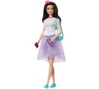 Barbie Princess Adventure Renee Doll (12-inch Brunette) in Fashion and