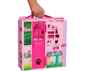 Barbie Weekend Escape House Playset with 10 Accessories Including Cookies to Bake, Kitten, 4 Play Areas, 2 Bunk Beds & 360-degree Play