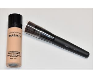 bareMinerals bareSkin Pure Brightening Serum Foundation Bare Shell 02 & Brush