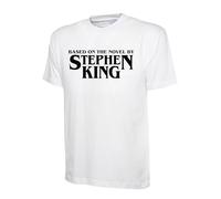 Based On The Novel by Stephen King Printed T-Shirt, Crew Neck Short Sleeve Halloween Horror Gift T-Shirt (UK, Alpha, S, XXL, Regular, Regular, LR, White)