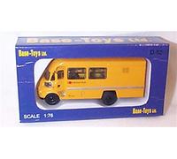 Basetoys Leyland FG british rail circa 1967-1977 yellow crew Bus 1.76 railway scale model