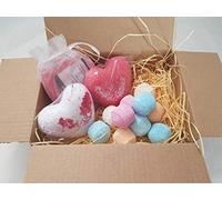Bath Time Gift Box - Bath Potion, Chill Pills & Megafizz Hearts