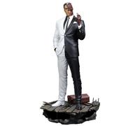 Batman Two Face 1:6 Scale Maquette