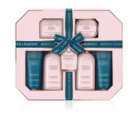 Baylis & Harding Jojoba, Vanilla & Almond Oil Signature Collection Ultimate Luxury Pamper Bathing Gift Set (Pack of 1) - Vegan Friendly