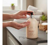 Bayliss Baylis And Harding Hand Wash 500Ml Jojoba Vanilla And Almond Oil