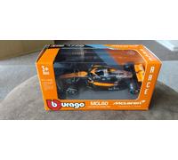 Bburago Formula 1 F1 MCLAREN MCL60 PIASTRI (2023) - 1:43 Scale - Die-Cast Rreplica Collectible Race Car, Black