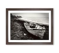 Beach & Seascape Boat Wreck Beach Modern Framed Wall Art Print, Ready to Hang Picture for Living Room Bedroom Home Office Décor, Walnut A2 (64 x 46 cm)