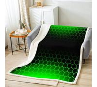Bedluxy Green Black Ombre Honeycomb Plush Blanket for Boys Girls Geometry Hexagon Sherpa Blanket Abstract Green and Black Fleece Throw Blanket Hexagonal Fuzzy Blanket Double 60"x79"