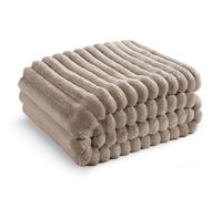 Bedsure Fluffy Fleece Throw Blanket for Sofa - Soft Cosy Warm Blankets for Bed, Soft Cute Single Throw Gifts for Women and Girls, Mocha Meringue, 130x170 cm