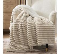 Bedsure Sherpa Fleece Throw Blanket - Fluffy Soft Cosy Winter Blankets, Thick Warm Throws for Bed Single Size, Beige, 130x150cm