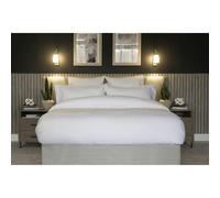Belledorm Hotel Soho Pinstripe Duvet Cover Set - White - Single - White - 100% Cotton