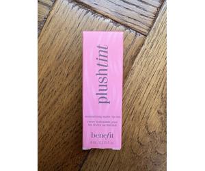 Benefit PLUSHTINT Moisturizing Matte Finish Lip Tint, 20 RED VELVET, 6ml (BNIB)