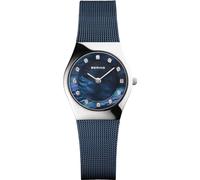 BERING Women Analog Quartz Classic Collection Watch with stainless steel Strap and Sapphire Crystal 11927-307