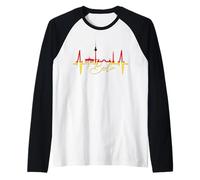 Berlin Skyline German Heartbeat Germany Fan I Love Berlin Raglan Baseball Tee