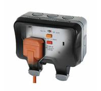 BG Electrical Double Weatherproof Outdoor Switched Power Socket Latching
