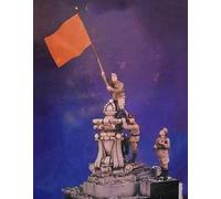 Bhowsa 1/35 WWII Battle of Berlin Soviet Soldier Resin Model Kit Unpainted and Unassembled (with Base) //j8Xi6k7