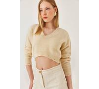 Bianco Lucci Women's Textured V-Neck Loose-Fit Crop Knit Top in Beige Bianco Lucci Beige One Size