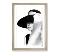 Big Box Art Audrey Hepburn (6) Framed Wall Art Picture Print Ready to Hang, Oak A2 (62 x 45 cm)