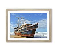 Big Box Art Stranded Boat Wreck on Beach (1) Framed Wall Art Picture Print Ready to Hang, Oak A2 (62 x 45 cm)
