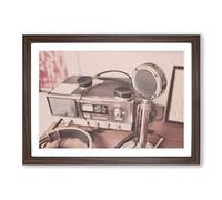 Big Box Art Vintage Retro Radio and Microphone Framed Wall Art Picture Print Ready to Hang, Walnut A2 (62 x 45 cm)