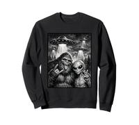 Bigfoot Alien Selfie Vintage Funny Extraterrestrial Parody Sweatshirt
