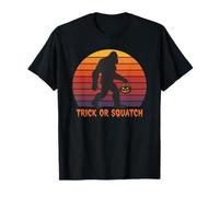 Bigfoot Trick or Squatch Halloween Costume Funny Sasquatch T-Shirt