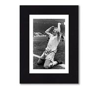 BILLY BREMNER Signed 8x6 Inch Mounted Photo Print With Pre Printed Signature Leeds United - Autograph Gift, Ready To Be Framed