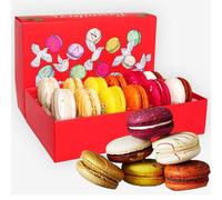 Biscuiteers 12 Christmas Macarons - Luxury Gift Box of festive flavours including Candy Cane, Trifle, Cranberry and White Chocolate, Christmas Pudding, Gingerbread and Chocolate Orange.