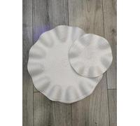 Biznest 8Pcs Set Round Wavy Rattan 4x Placemats & 4x Coasters Durable Dining Table Linen Stylish Home Decor 38Cm (WHITE)