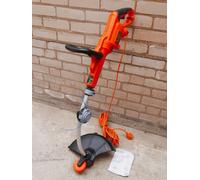 BLACK & DECKER GL9035 35cm 900 watt string line strimmer 240v