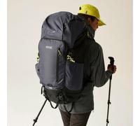 Black unisex One Size Regatta Highton V2 65L Backpack Black