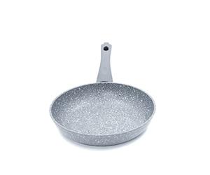 Blackmoor 67099 Classic 20cm Frying Pan / Non-Stick Coating / Cool Touch Handle / Suitable for Induction, Electric and Gas Hobs / Grey Colour