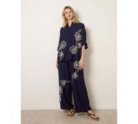 Blue Vanilla Floral Embroidery Shirt - S-M - Navy