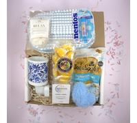 Blue & White Floral Plug In Wax Melt Treat Box