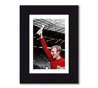 BOBBY MOORE Signed 8x6 Inch Mounted Photo Print With Pre Printed Signature England World Cup 1966 Winner - Autograph Football Gift, Ready To Be Framed